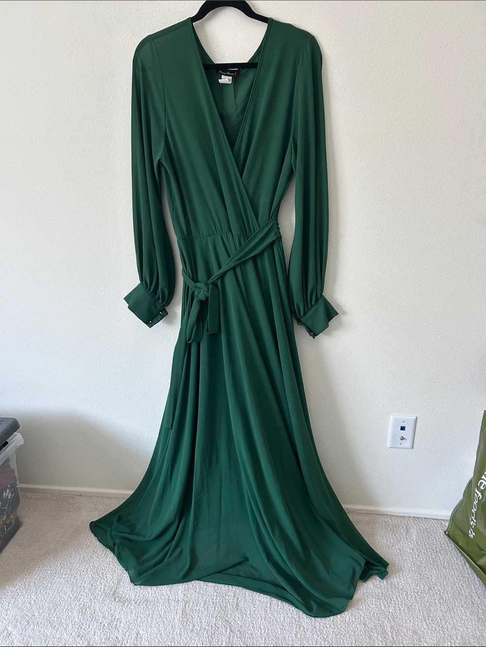 Long Sleeve Maxi Dress in Deep Green